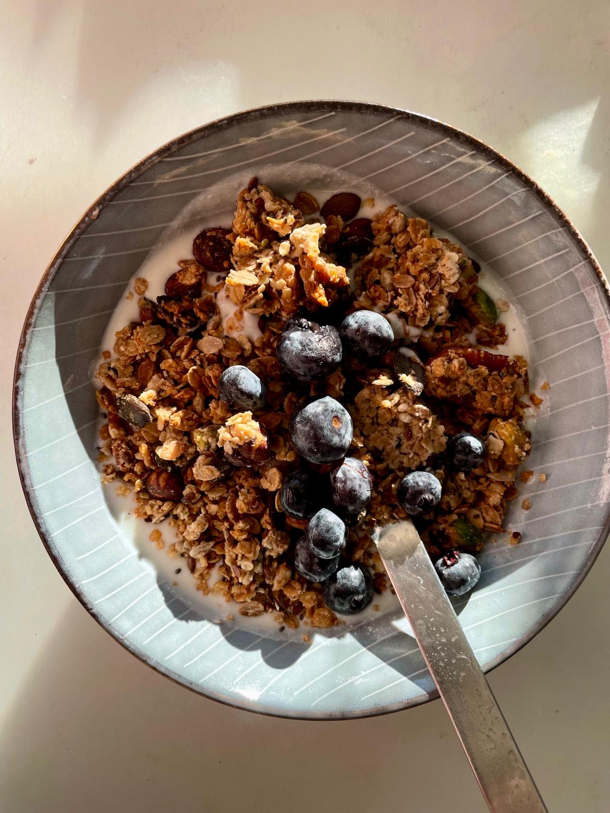 Almond Lover Granola